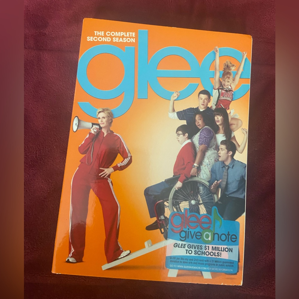 Glee DVD Sets- complete season 1 & season 2 - Picture 5 of 6